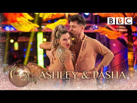 Ashley Roberts and Pasha Kovalev Samba to 'Hot, Hot, Hot' by Arrow - BBC Strictly 2018
