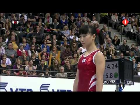 2010 Worlds Women's Vault Final (720p50 HD, Dutch NOS)