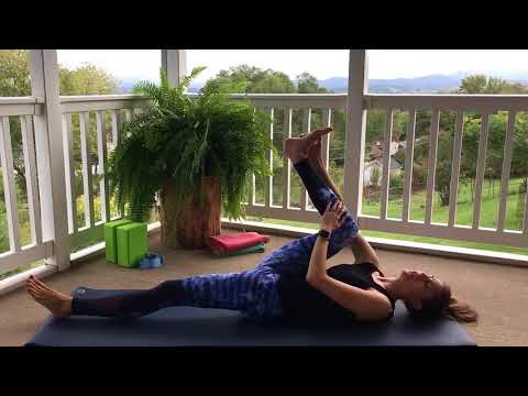 6 Minute Yoga For Tight Hips!