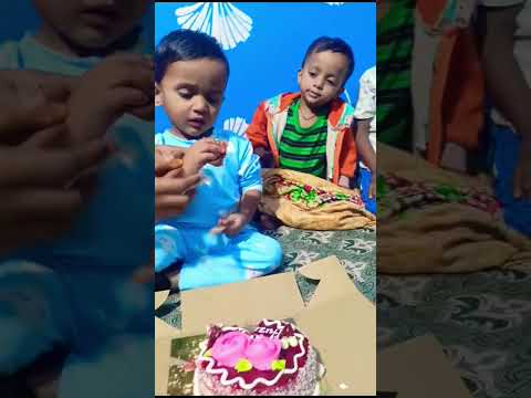 Faisal nind me cake khane huta😂 06/01/2025 Huzefa ka birthday #shortsfeed #birthdaycelebration