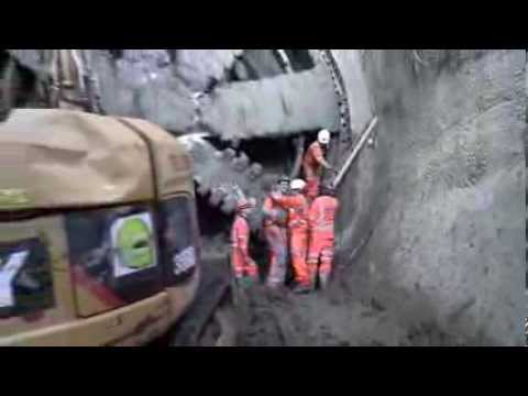 Crossrail Tunnelling Breakthrough: Elizabeth reaches Stepney Green