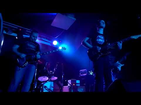 Take Shelter - Take Shelter- Looking for something-live klip British Rock star