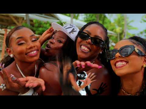 HollyG x Theodora - Coller la petite (Clip officiel)