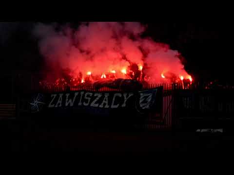 Jarota Jarocin - Zawisza Bydgoszcz 20.11.2021 Oprawa + PIRO kibiców Zawiszy !