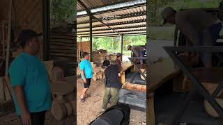 Download lagu Dengan senang hati #mebelindonesia #kayusuar #mejakayu #trembesi #furniture mp3