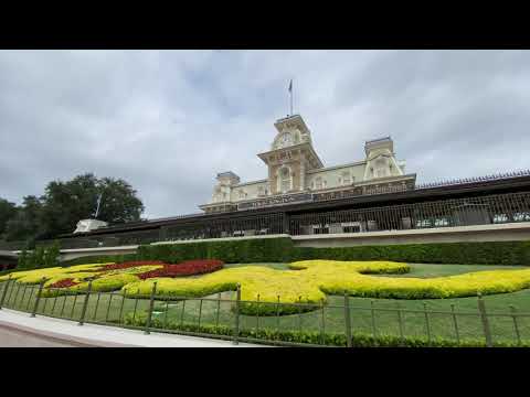 Magic Kingdom Main Street USA Halloween Background Music 2020