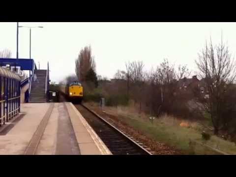 DRS class 37 nos 37609+37607 thrashing passed Swinton On derby to derby test train