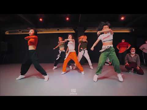 Bola Rebola mirrored | youjin one choreography