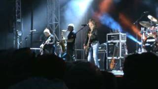 Isle of Wight Festival 2010 Suzi Quatro A Girl Like Me