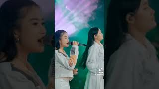 Download lagu Yeni inka feat Yessa ayah ibu #dangdut mp3 Download lagu Yeni inka feat Yessa ayah ibu #dangdut mp3