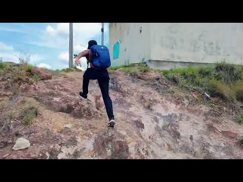 Subindo Morro do Serrote em Caeté, Minas Gerais