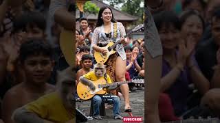 Download lagu Viral Monyet Main Gitar Akustik Listrik #empudstudiogrup #empudstudio #shorts mp3