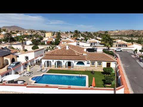 UNDER OFFER -THE STUNNING VILLA SPECTACULAR -€375,000 Property for sale Spain  5 bed 3 bath