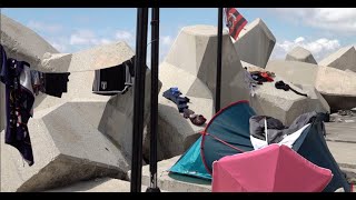 Expulsion du squat sur la digue du port après décision administrative