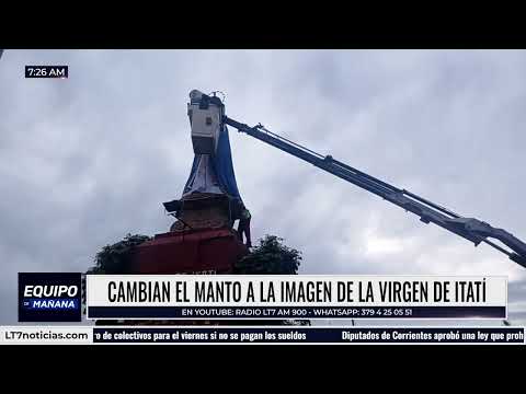 Corrientes: una familia cambió el manto de la imagen de la Virgen de Itatí