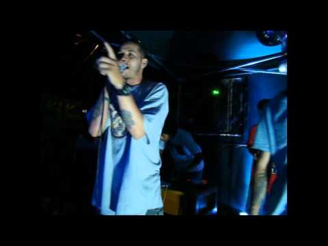 Clube da Rima -  Dimas VS Dmic