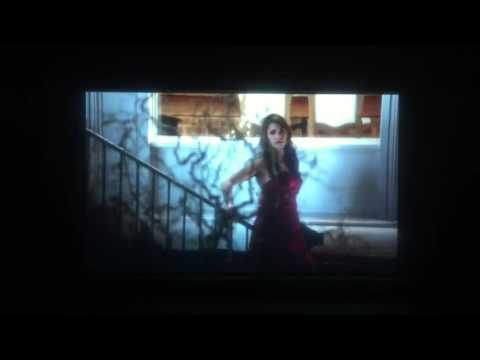 The Vampire Diaries 4x19: Stefan and Damon arrive in limo and Damon forces something on Elenas wrist