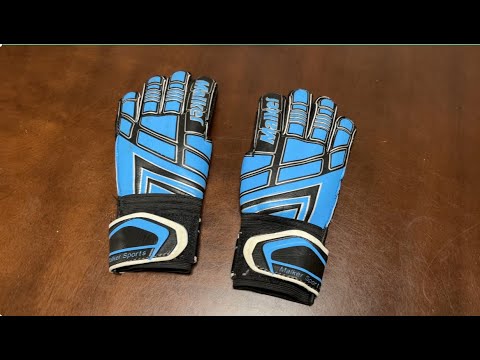 Malker Soccer Goalie Gloves | Product Review