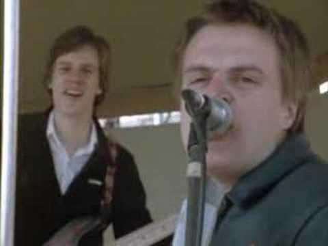 Pelle Miljoona & N.U.S. - Väkivalta ja päihdeongelma