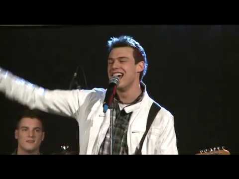 Dejan Vunjak & Brendijeve barabe - Ona sanja Pariz (MGNZ 2012)