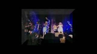 Tilly and the Wall - Falling Without Knowing *live @ Granada