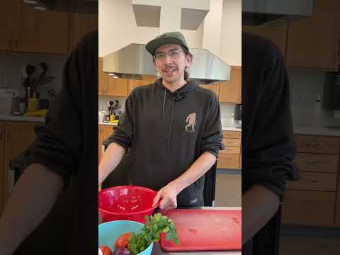 Three Sisters Salad & Roasted Acorn Squash with Apples with Forrest Smart