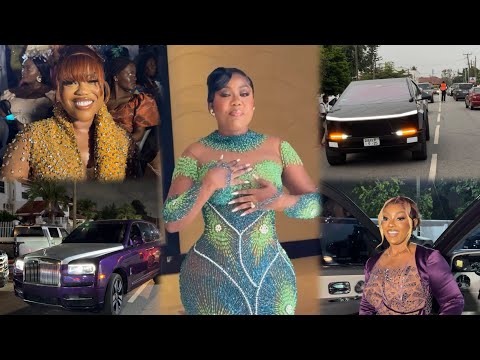 Watch how Shatta Wale & his wife Maali,Chez Amez Storms Social Media Influencer Kwaatema’s Wedding🔥