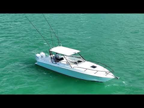Contender 35 Side Console video