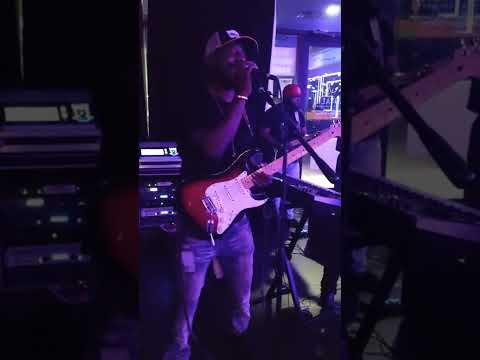 🎼Nooney and the Zydeco Floaters live at Royalty bar and lounge 🎶