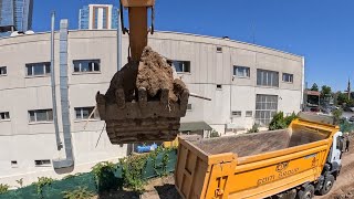 CASE Excavator Trucks Loading