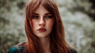 Sunday Girl -  Where Is My Mind