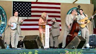 Rhonda Vincent - Who&#39;s Cryin Baby