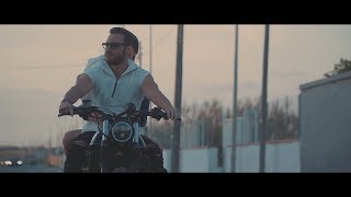 Gianluca Capozzi - Nun è peccato - (Video Ufficiale)