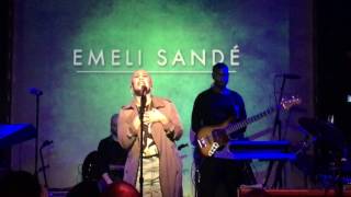 Emeli Sande SHAKES (snippet) from SoB's in New York City on 11/17/16