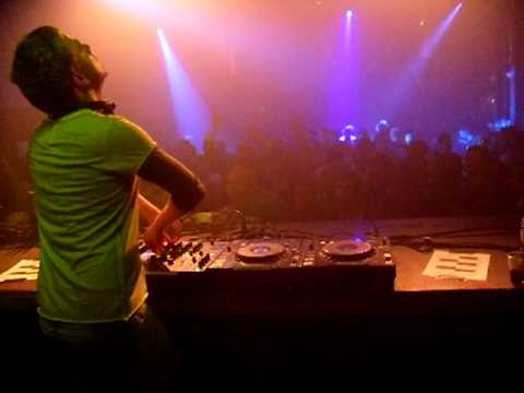 Bryan Kearney @ Luminosity Before The Energy Holland - February 2011