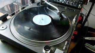 Romeo Inc. feat.  FAB - Giulia (Foundation's Funky Sparkling Heart Remix)