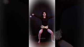 Download lagu Rashami Desai Dance mp3