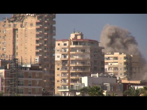 Israeli strikes pound Lebanon's Tyre after warning | AFP