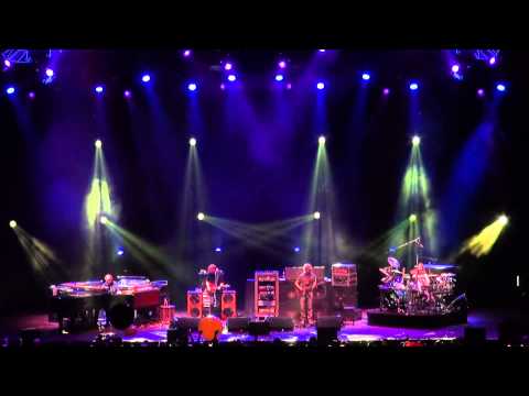 Phish | 10.31.10 | Roses Are Free