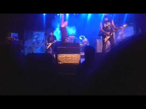 acid drinkers - wjazd na scene - pszuff 13.01.17