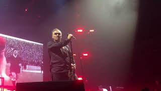 Morrissey : “Munich air disaster 1958” live Ally Pally London 9.3.2018