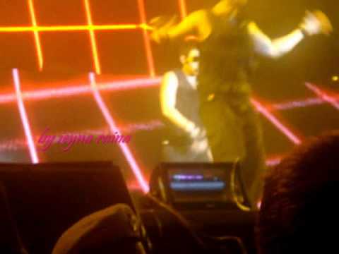 100411 Rain Live @ 2011 Malaysia Grand Prix Concert *Rainism*