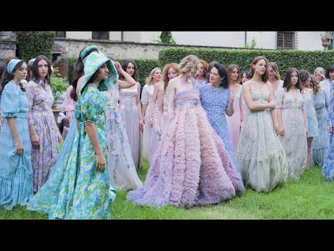 Luisa Beccaria "Homage to Florence" Fashion Show | Pitti Immagine 2023 | VRAI Magazine