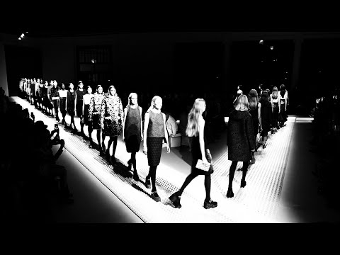 download lagu mp3 mp4 Mary Katrantzou London Office, download lagu Mary Katrantzou London Office gratis, unduh video klip Mary Katrantzou London Office