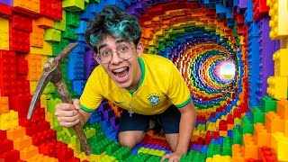 100 CAMADAS DE LEGO vs 100 CAMADAS DE LIXO!