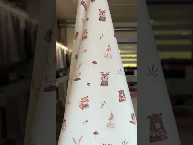 Vídeo relacionado con Tela de LOS PITUFOS, telas infantiles, tejidos de confección y complementos, popelin de algodón 100%. 1 metro x 140 cms.
