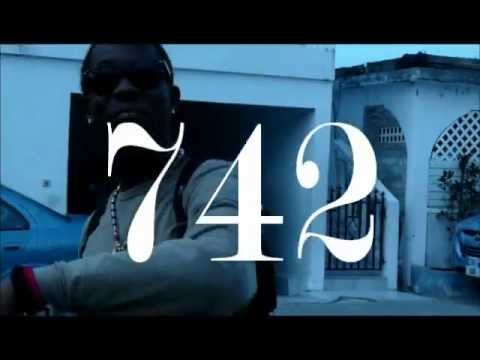 ---Preview--- H GooN Four EyEz FrEakS