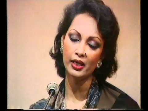 Sunte Hain Ke Mil Jaati Jagjit and Chitra Singh