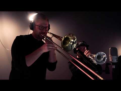 Astrid S x Blåsemafian - "Emotion"