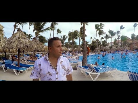 L.L. Junior - Minek ez a távolság (Hivatalos Videoklip)